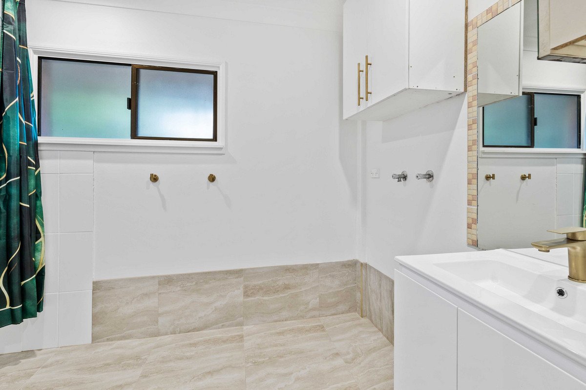 3 Carapook Crescent TALLEBUDGERA 11