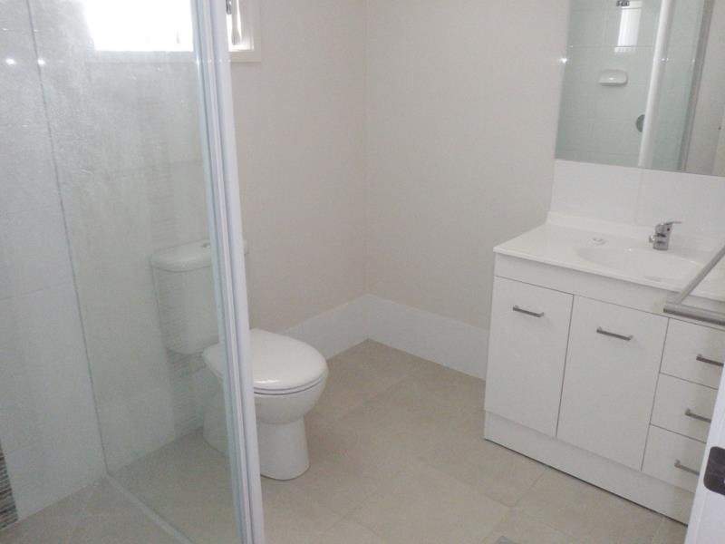 3 Carnegie Place TAMWORTH 7