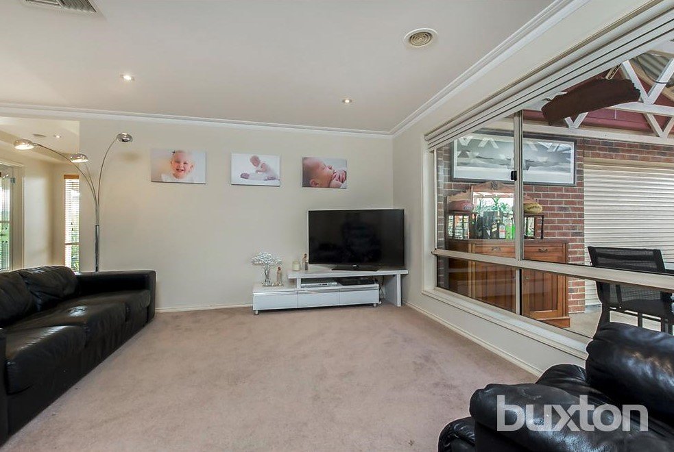 Gallery: 3 Carstairs Close