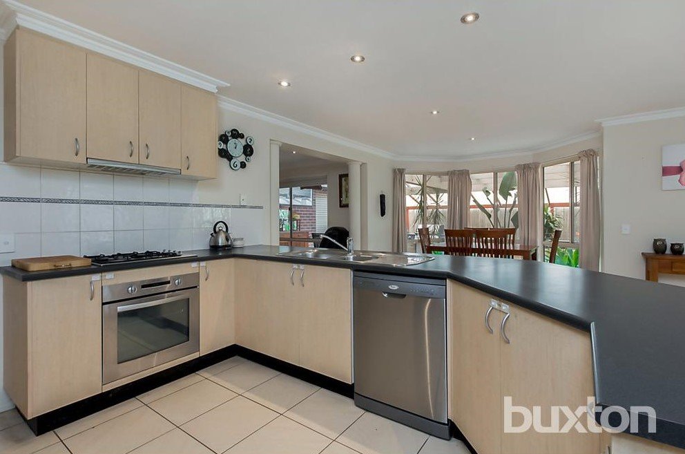 Gallery: 3 Carstairs Close