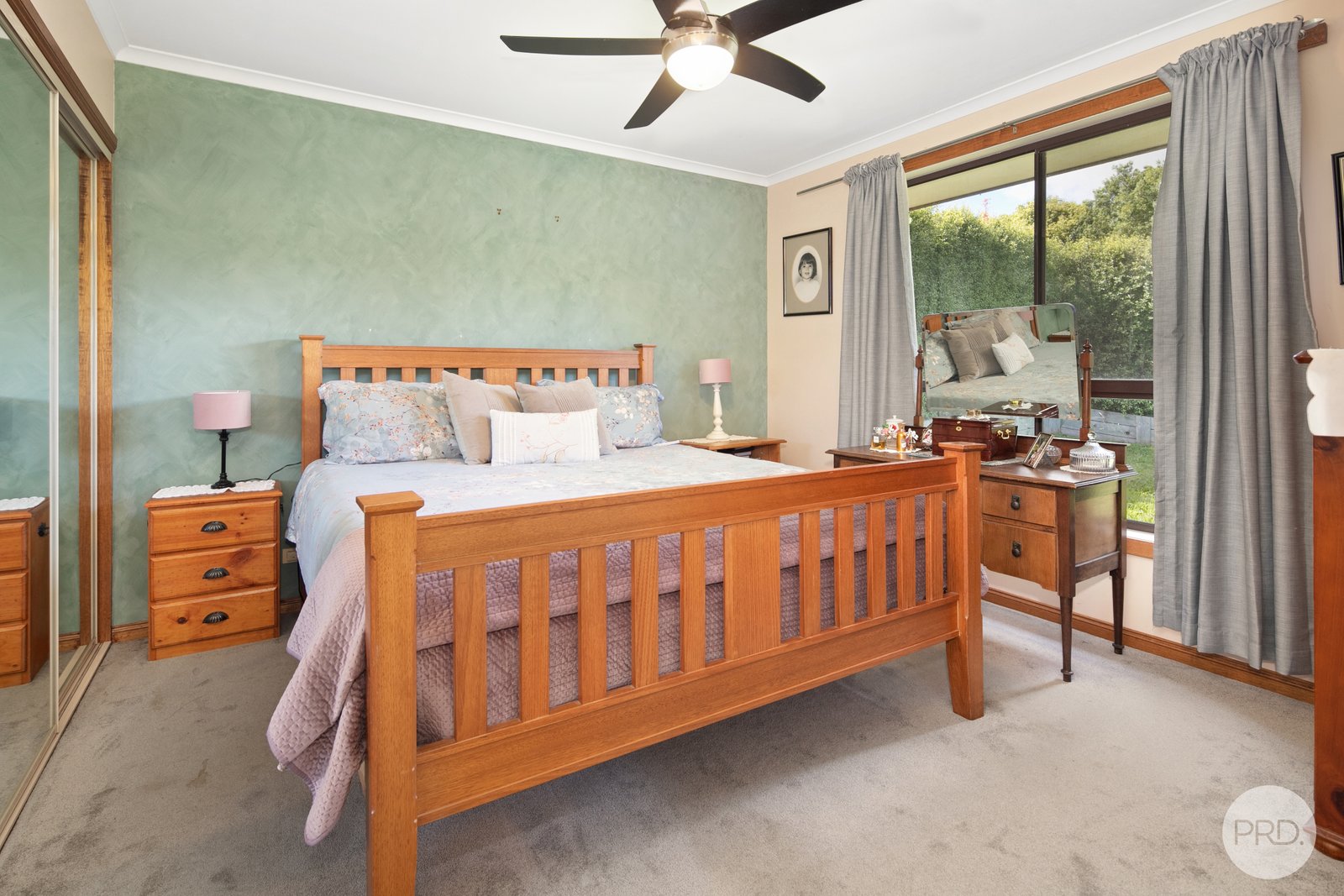 3 Casey Close BLACK HILL 8