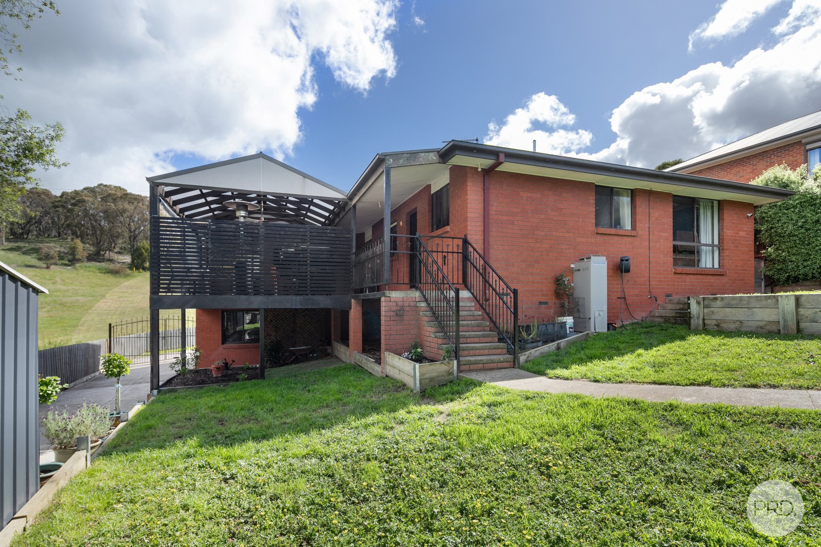 3 Casey Close BLACK HILL 14