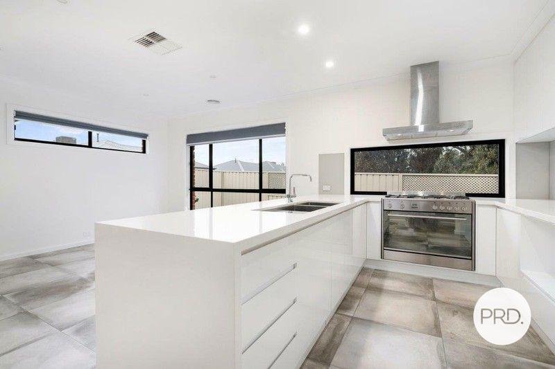 3 Castle Creek Road WODONGA 3