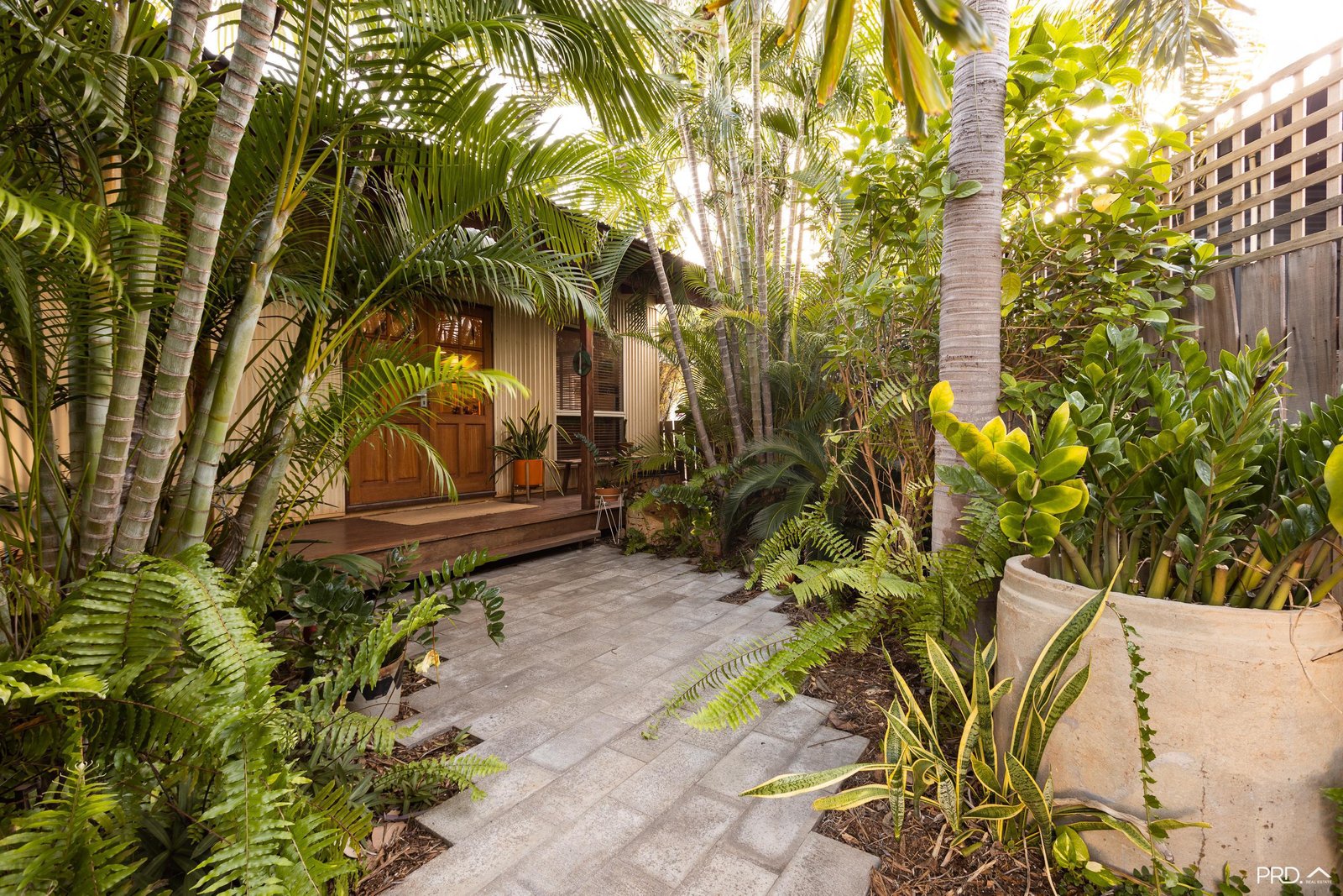 3 Celtic Loop CABLE BEACH 5