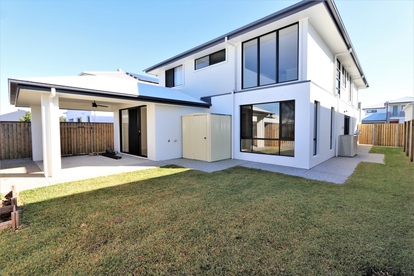 3 Celtic Way HELENSVALE 25