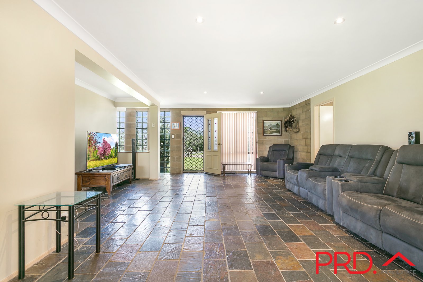 3 Chelmsford Street KOOTINGAL 4