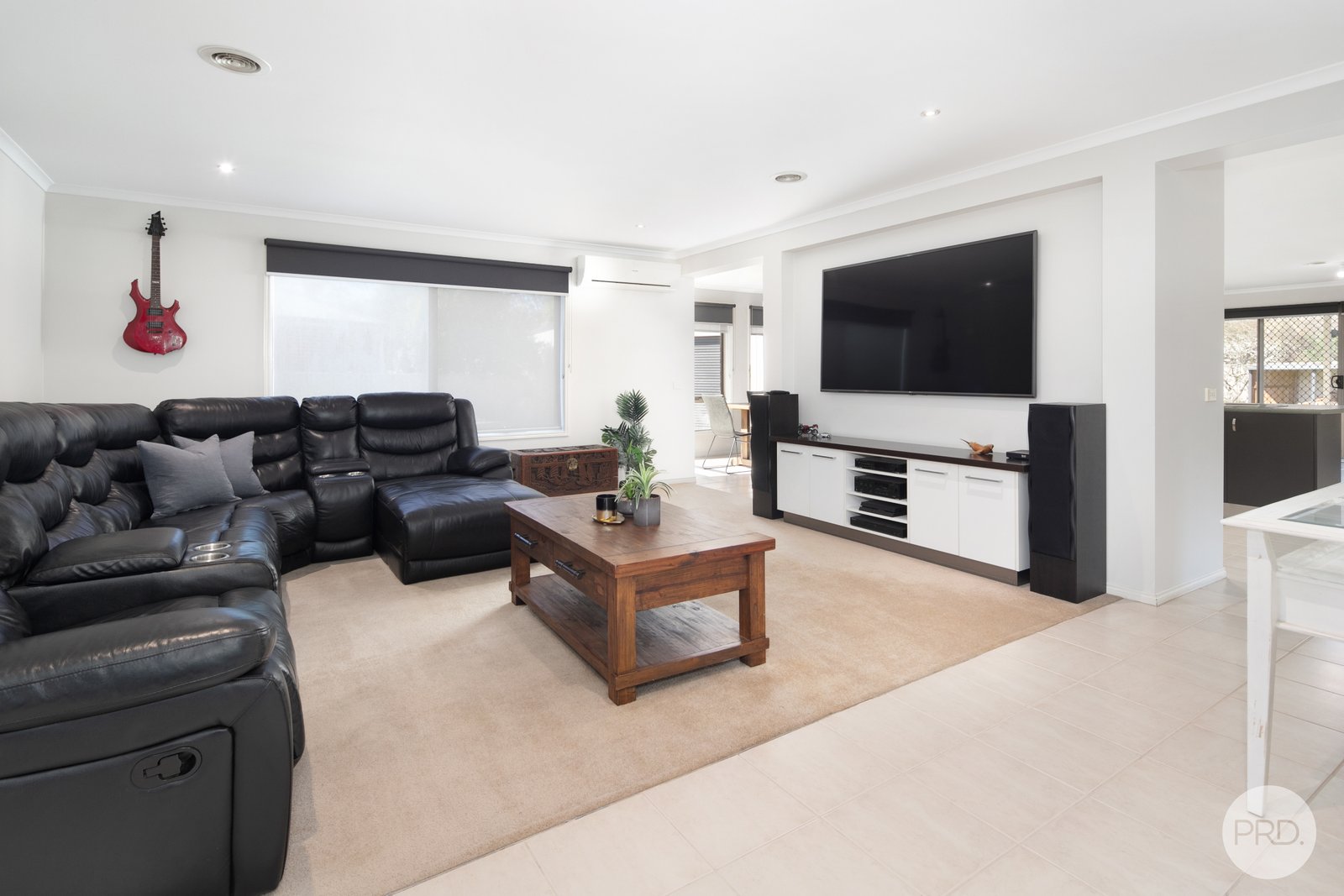 3 Cherohne Court BROWN HILL 8