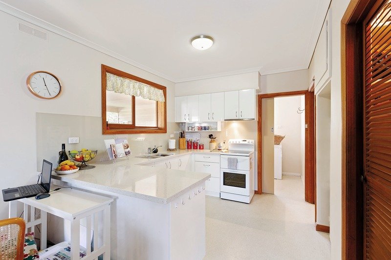 Gallery: 3 Chevron Court