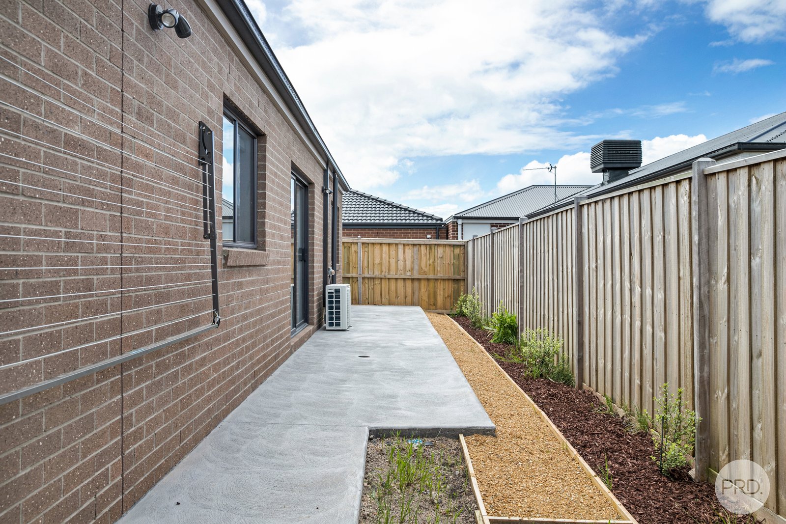 3 Chrysler Way SMYTHES CREEK 9