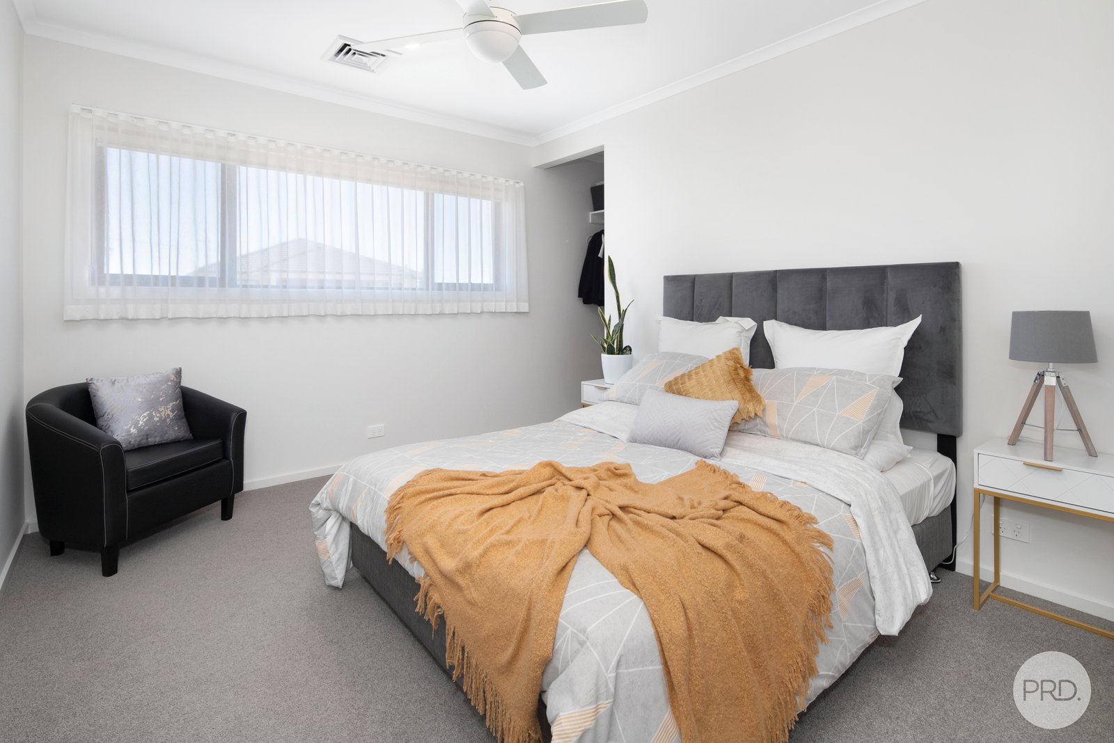 3 Cinnamon Drive LAKE GARDENS 11