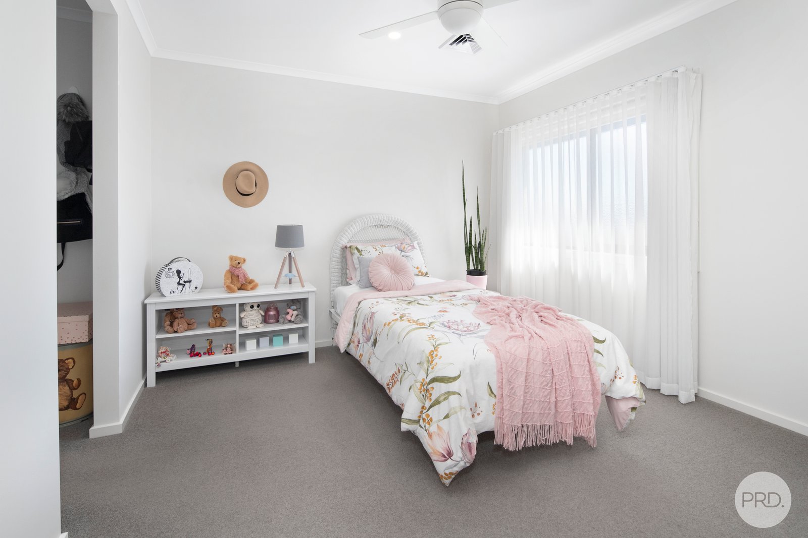 3 Cinnamon Drive LAKE GARDENS 14