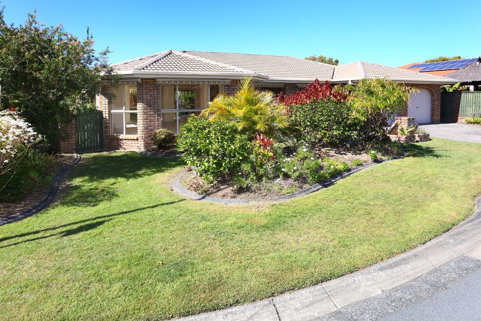 3 Clarinda Street ROBINA 16