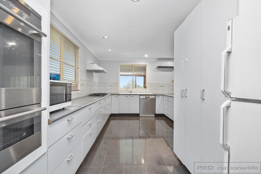 3 Clayton Crescent RUTHERFORD 11