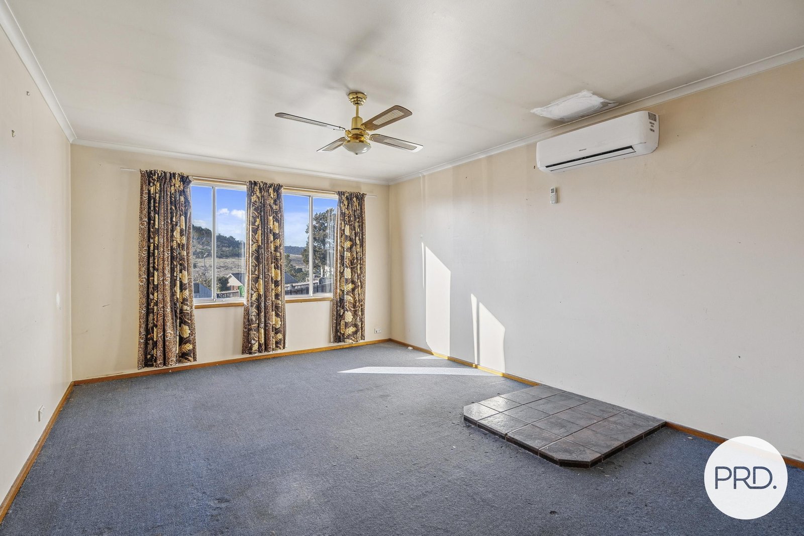 3 Clayton Drive HERDSMANS COVE 4