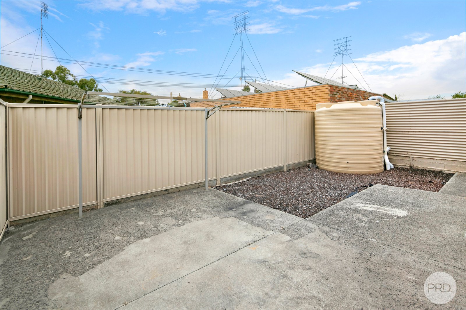 3 Cloud Close REDAN 12