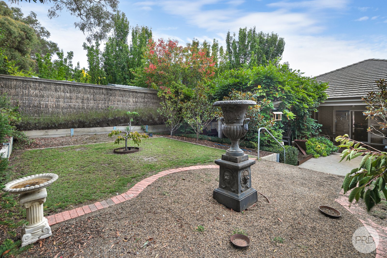 3 Club House Close BUNINYONG 15