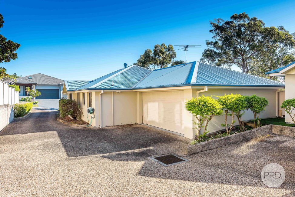 3 Cobia Place CORLETTE 18