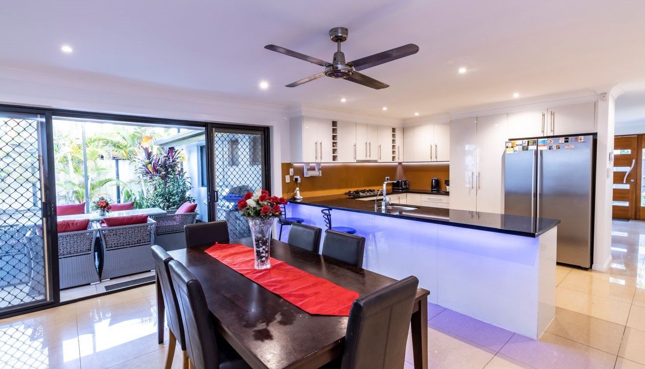 3 Collins Crescent BENOWA 3