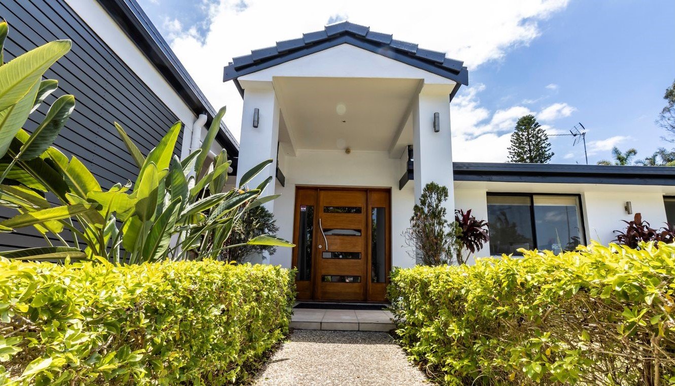 3 Collins Crescent BENOWA 21