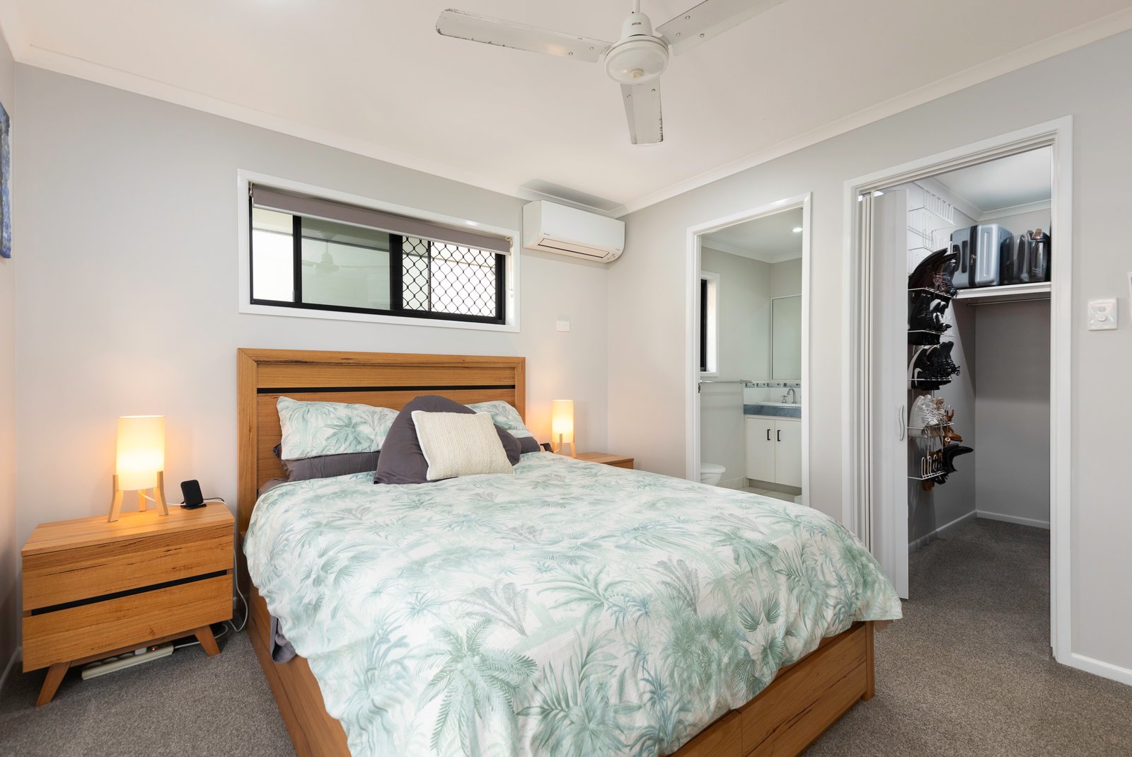 3 Companion Way BUCASIA 12