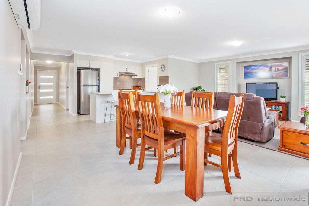 3 Cornwell Street THORNTON 12