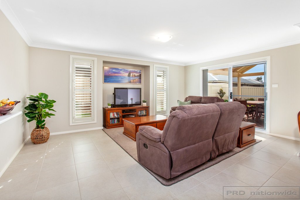 3 Cornwell Street THORNTON 13