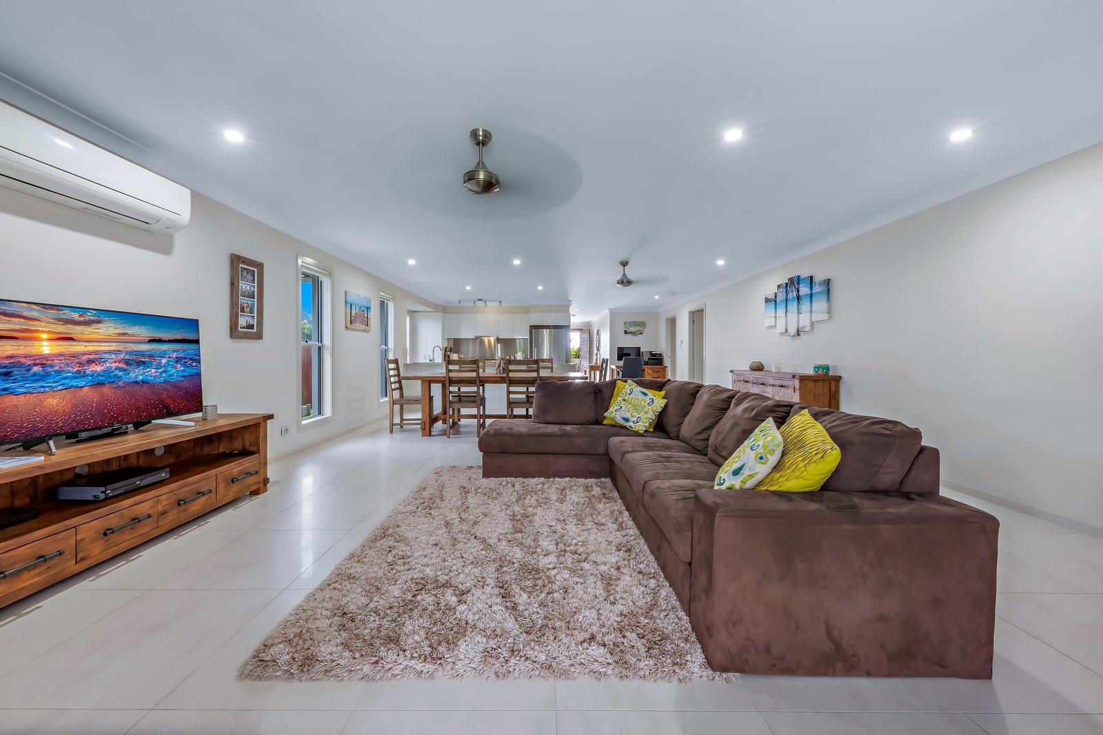 3 Corrimandle Grove CANNONVALE 6