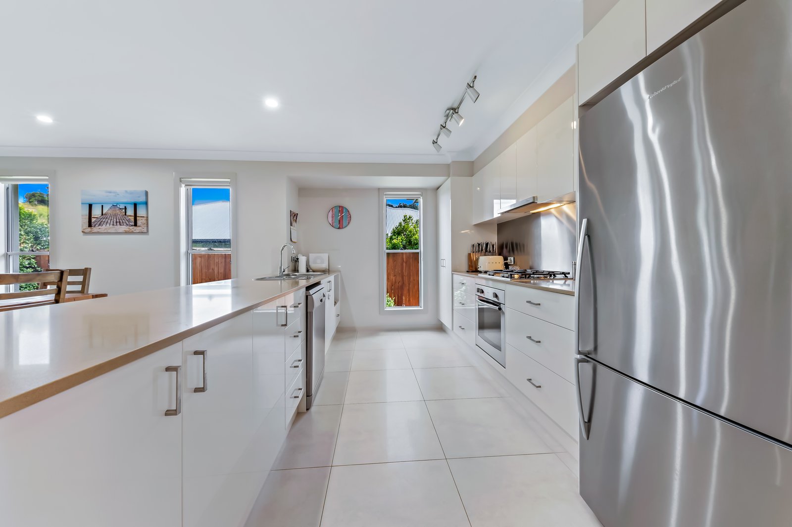 3 Corrimandle Grove CANNONVALE 14