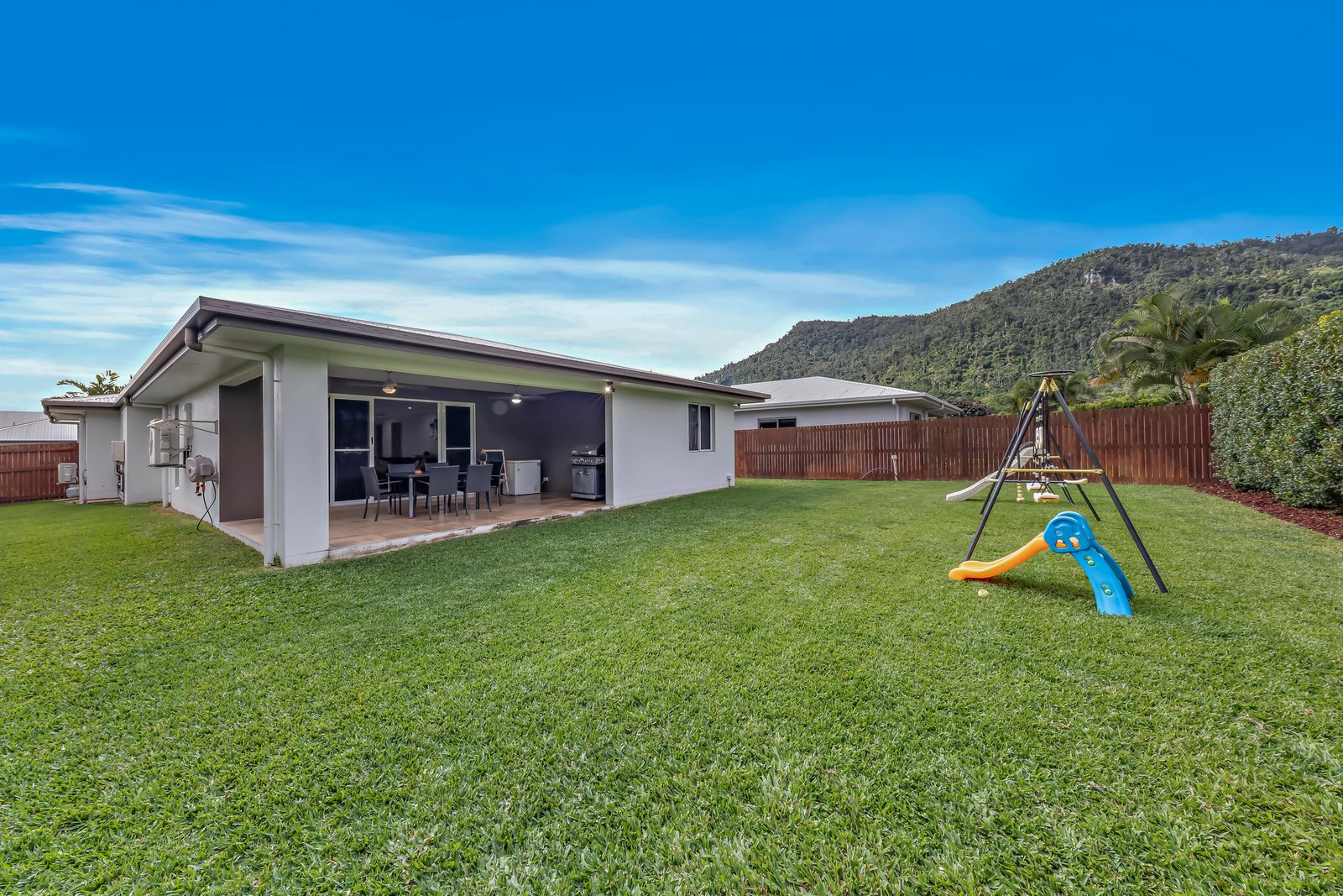 3 Corrimandle Grove CANNONVALE 16