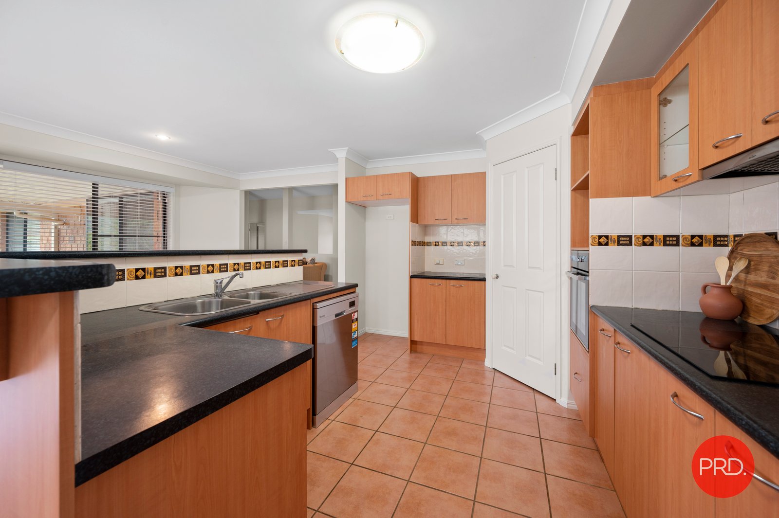 3 Cottonwood Crescent COFFS HARBOUR 2