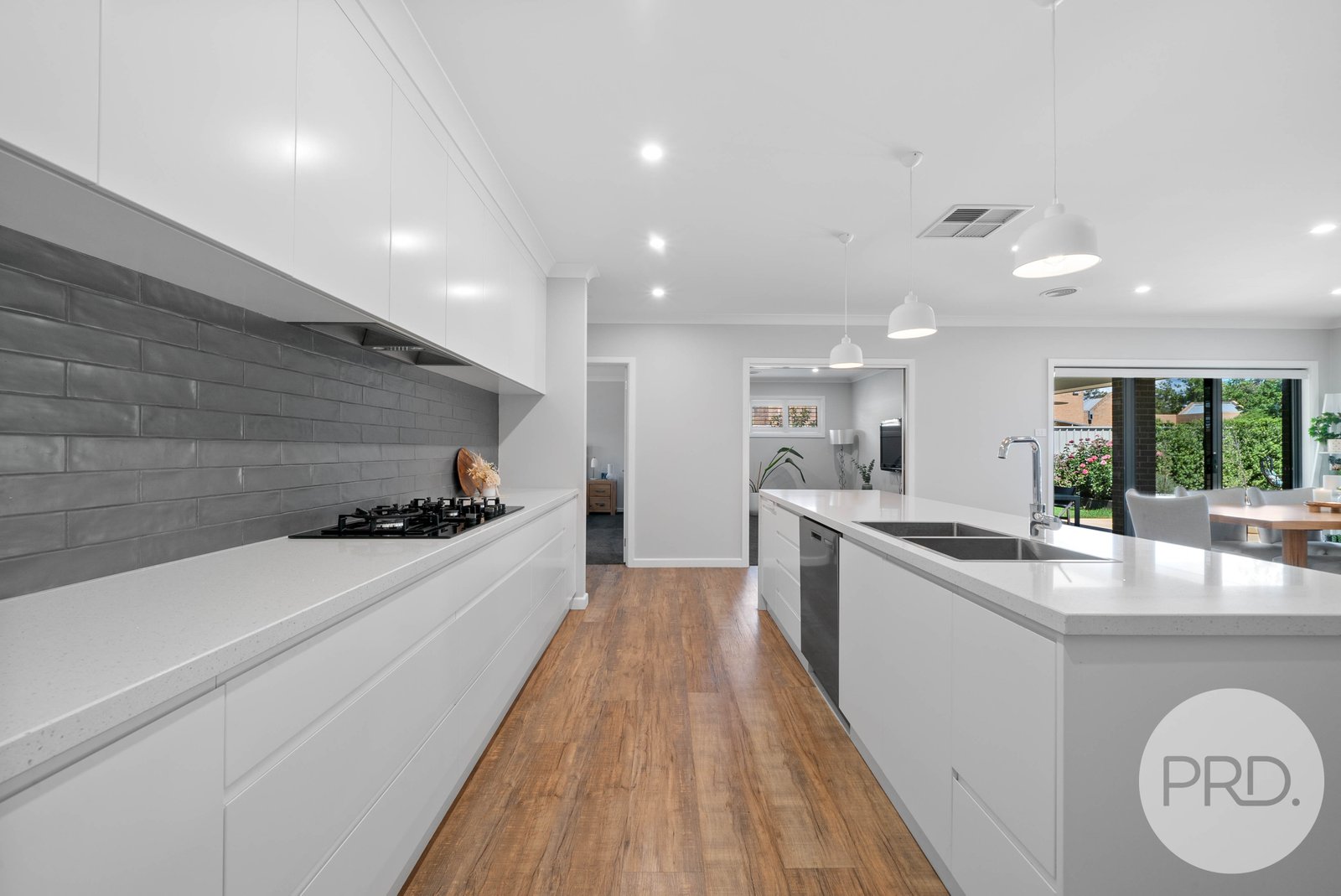 3 Couch Court TURVEY PARK 2