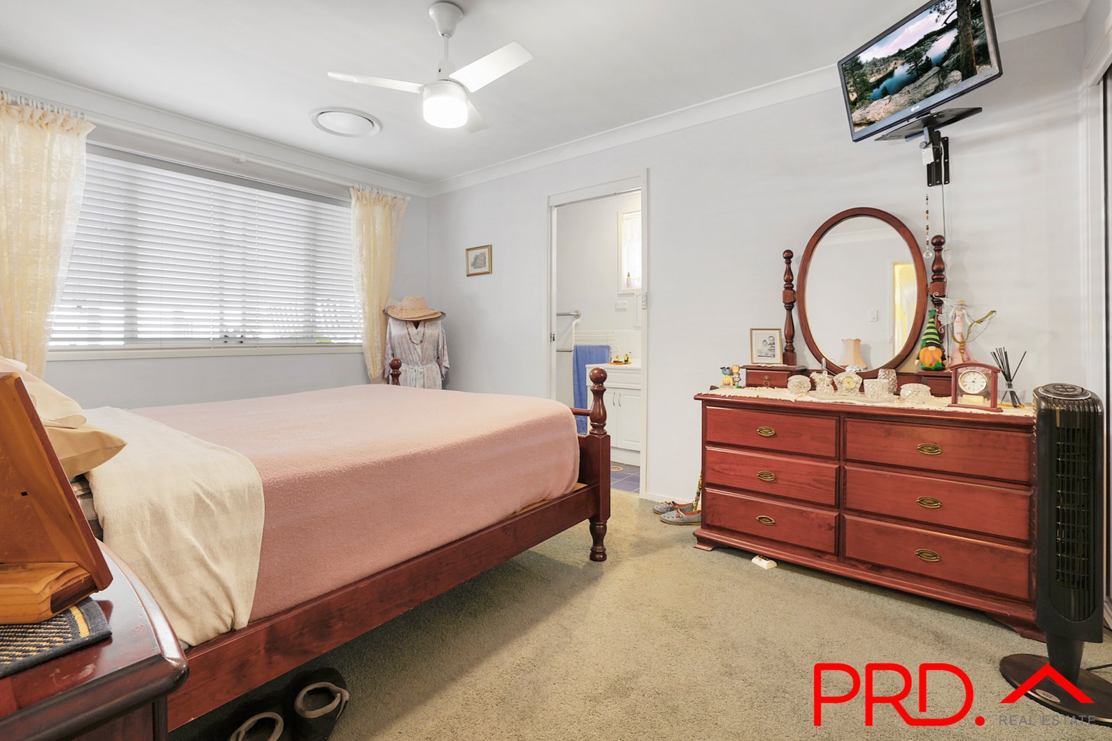 3 Craigends Place TAMWORTH 19