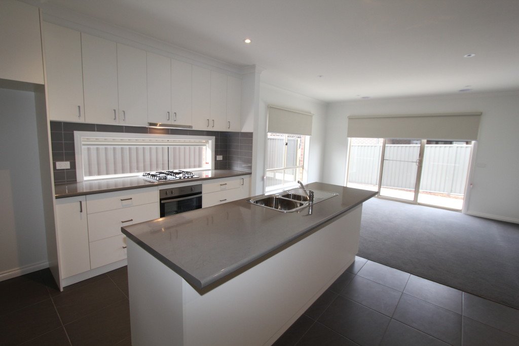 3 Craven Street Lucas 3