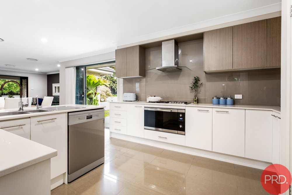 3 Crestview Street GILLIESTON HEIGHTS 8