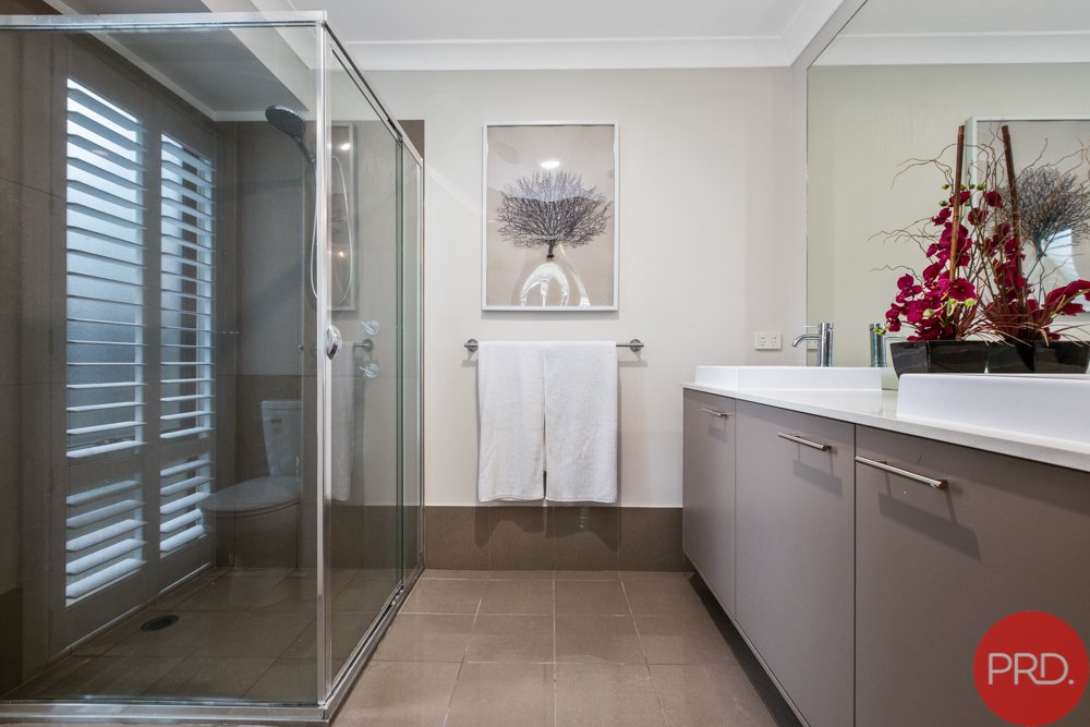 3 Crestview Street GILLIESTON HEIGHTS 12