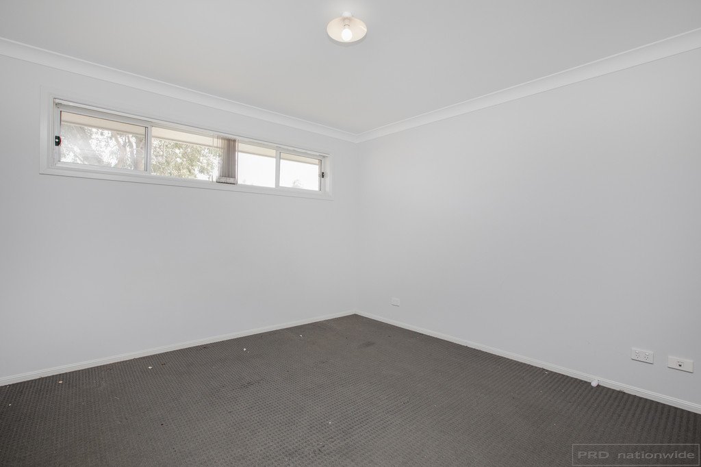 3 Crown Close RUTHERFORD 9