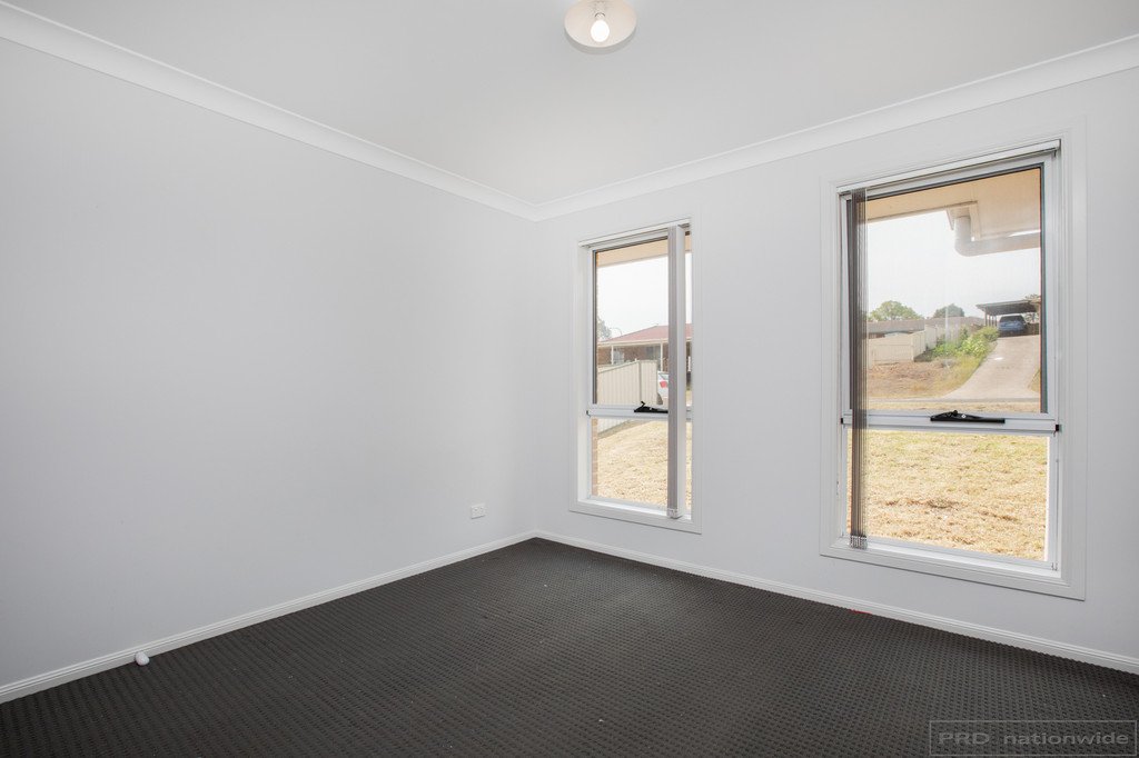 3 Crown Close RUTHERFORD 13