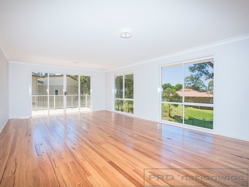 3 Crown Close RUTHERFORD 4