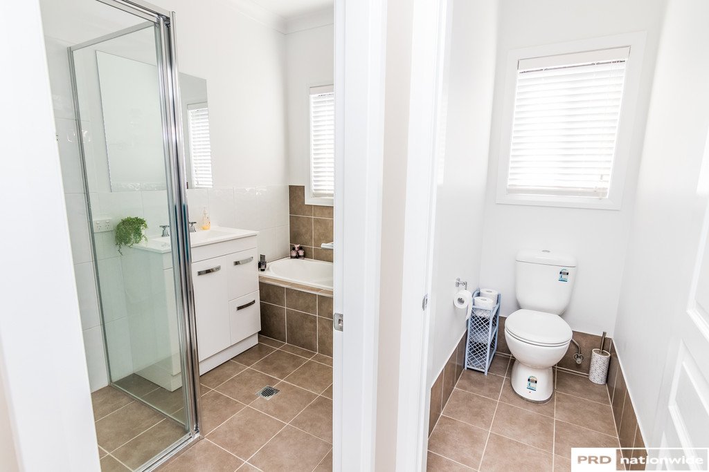 3 Currawong Drive TAMWORTH 14