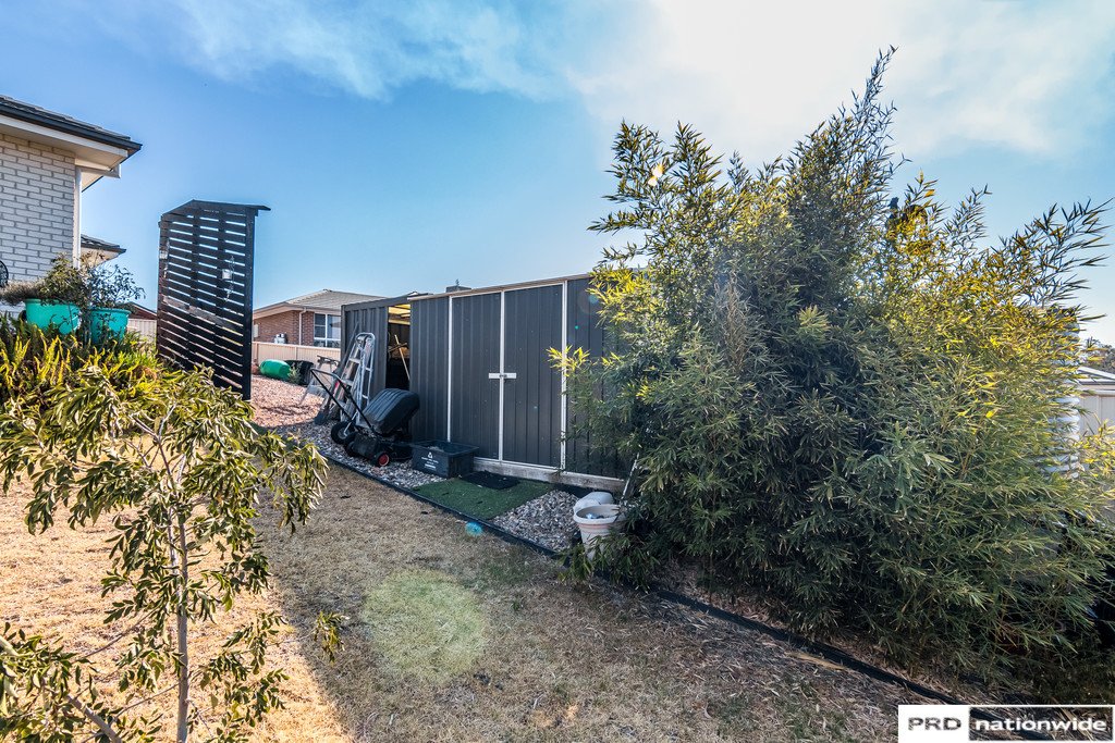 3 Currawong Drive TAMWORTH 19