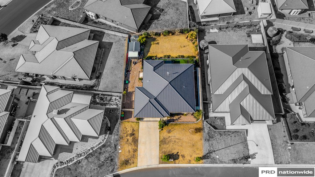 3 Currawong Drive TAMWORTH 23