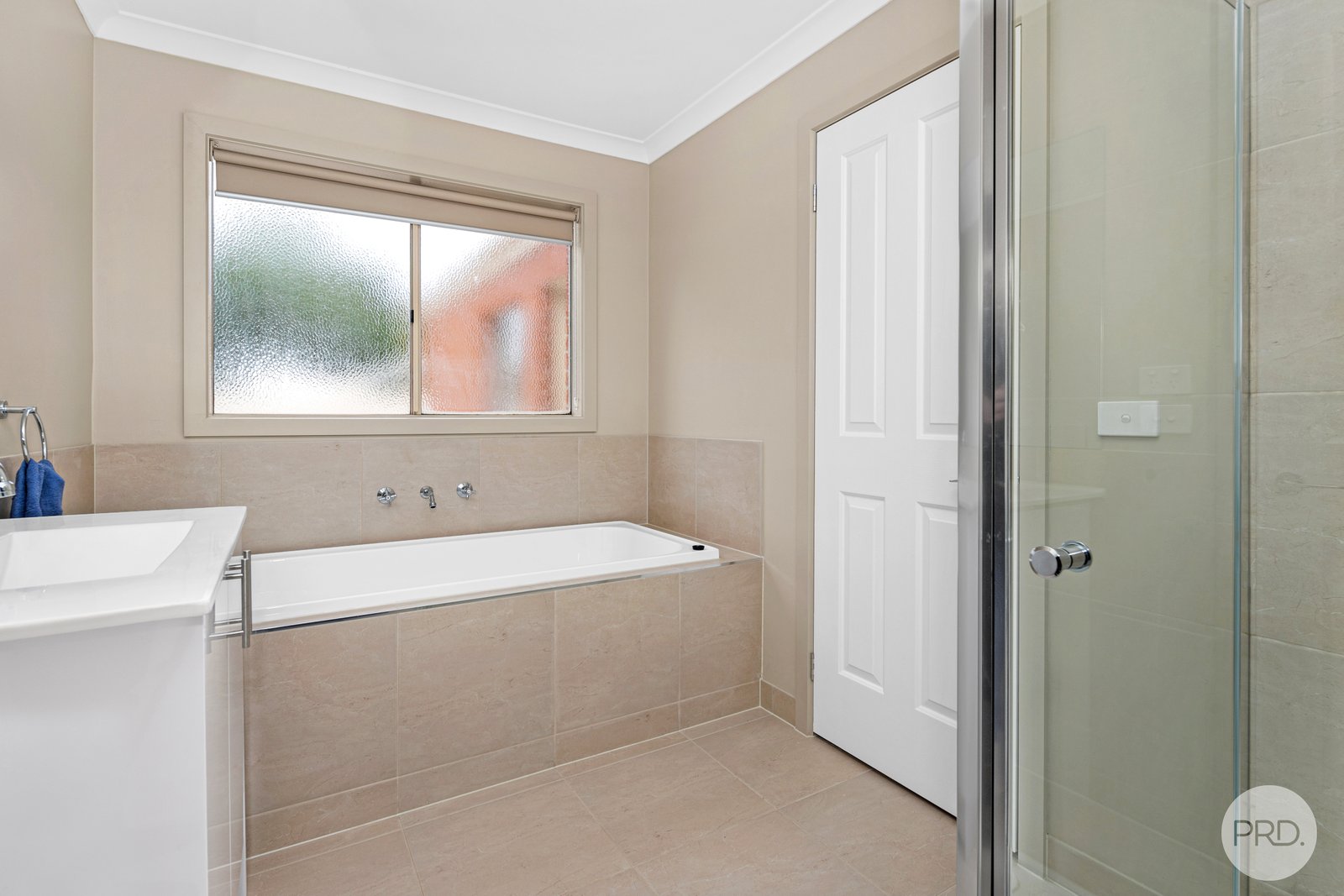 3 Cushing Ave  CRESWICK 8