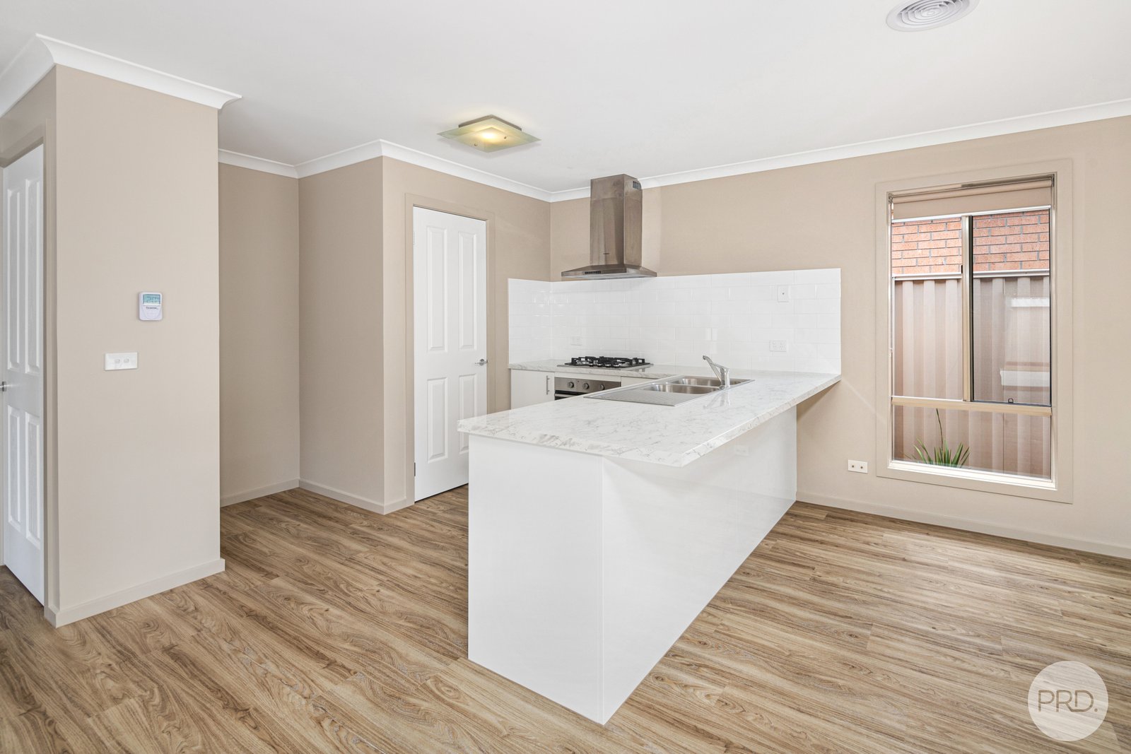 3 Cushing Ave  CRESWICK 11