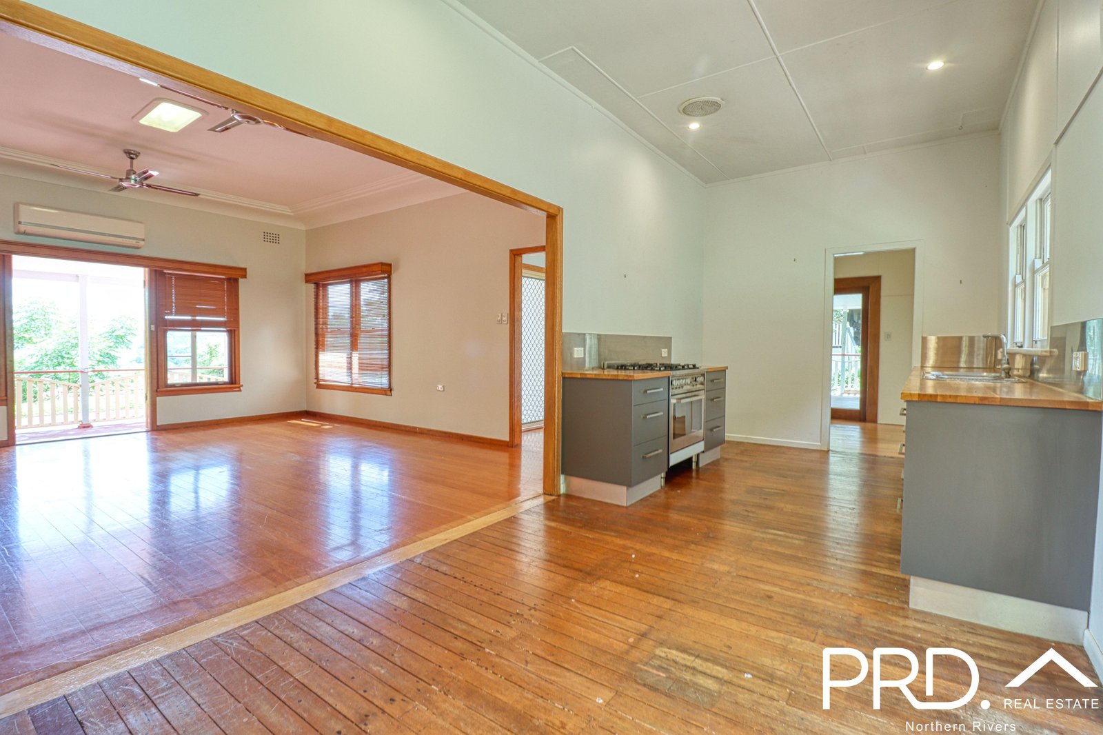 3 Dale Place GIRARDS HILL 5