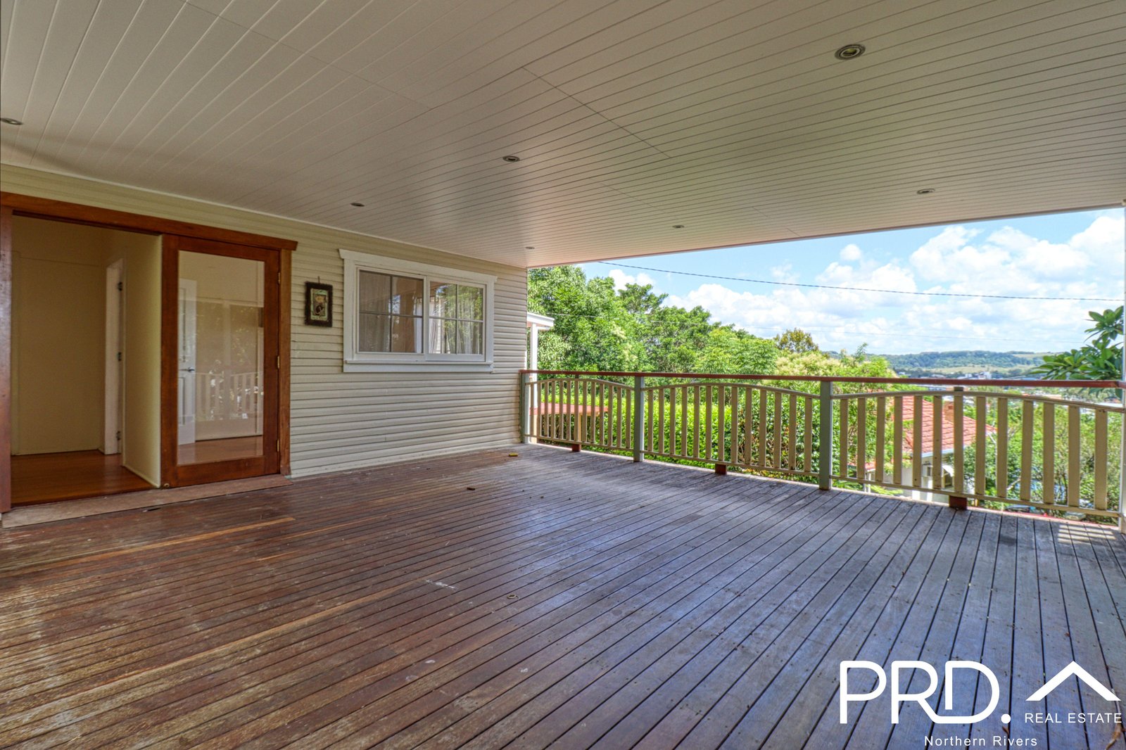 3 Dale Place GIRARDS HILL 14