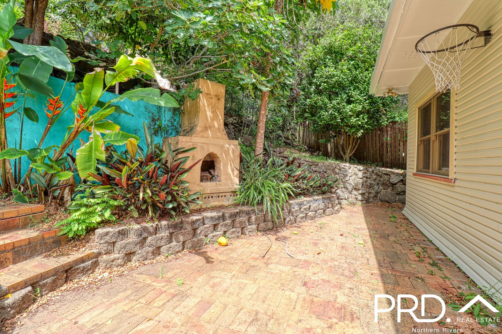 3 Dale Place GIRARDS HILL 16