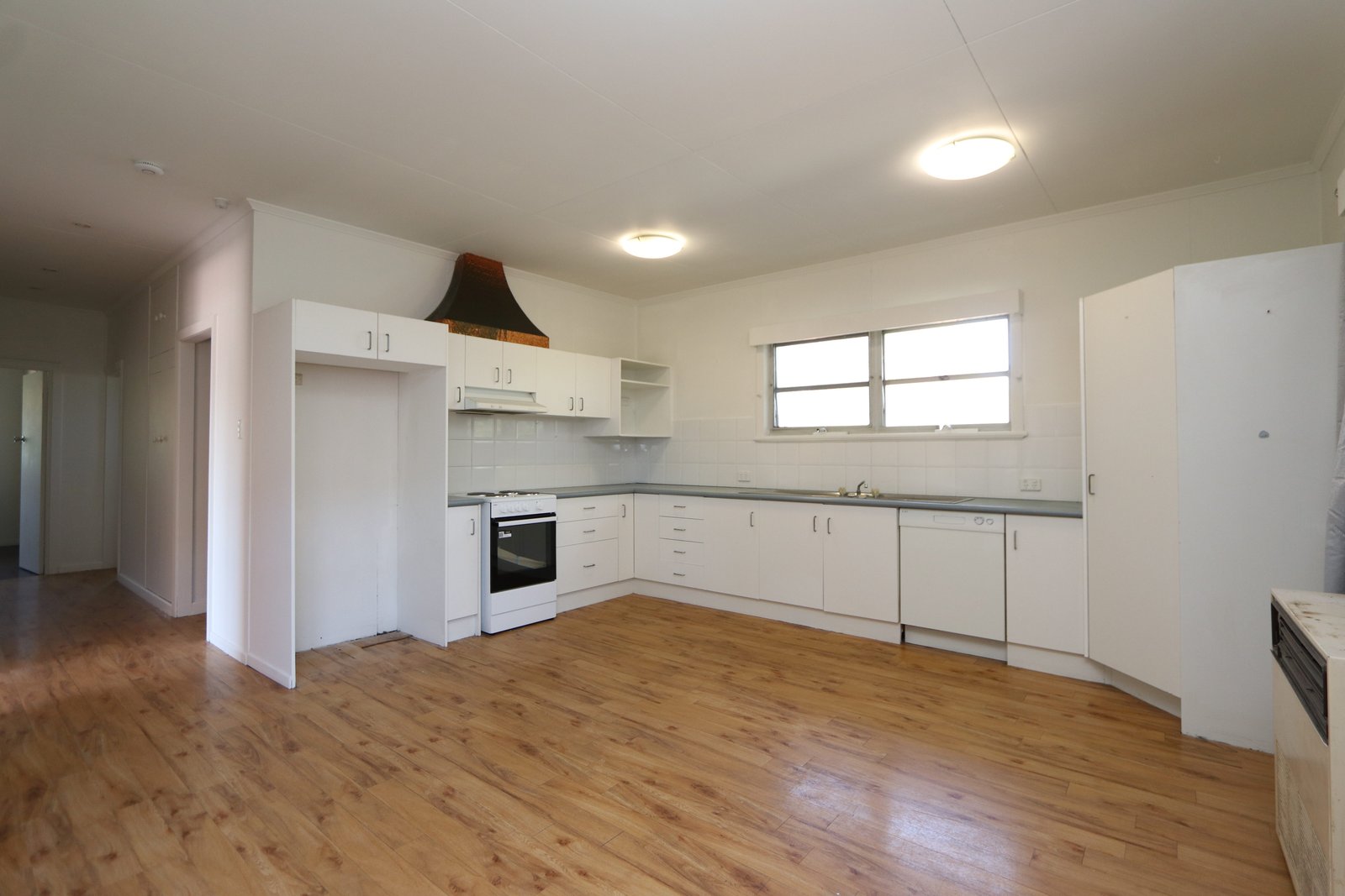3 Dandar Drive SOUTHPORT 4