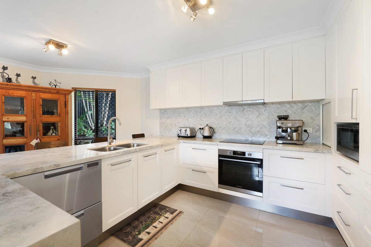 3 Dapples Court Burleigh Heads 3