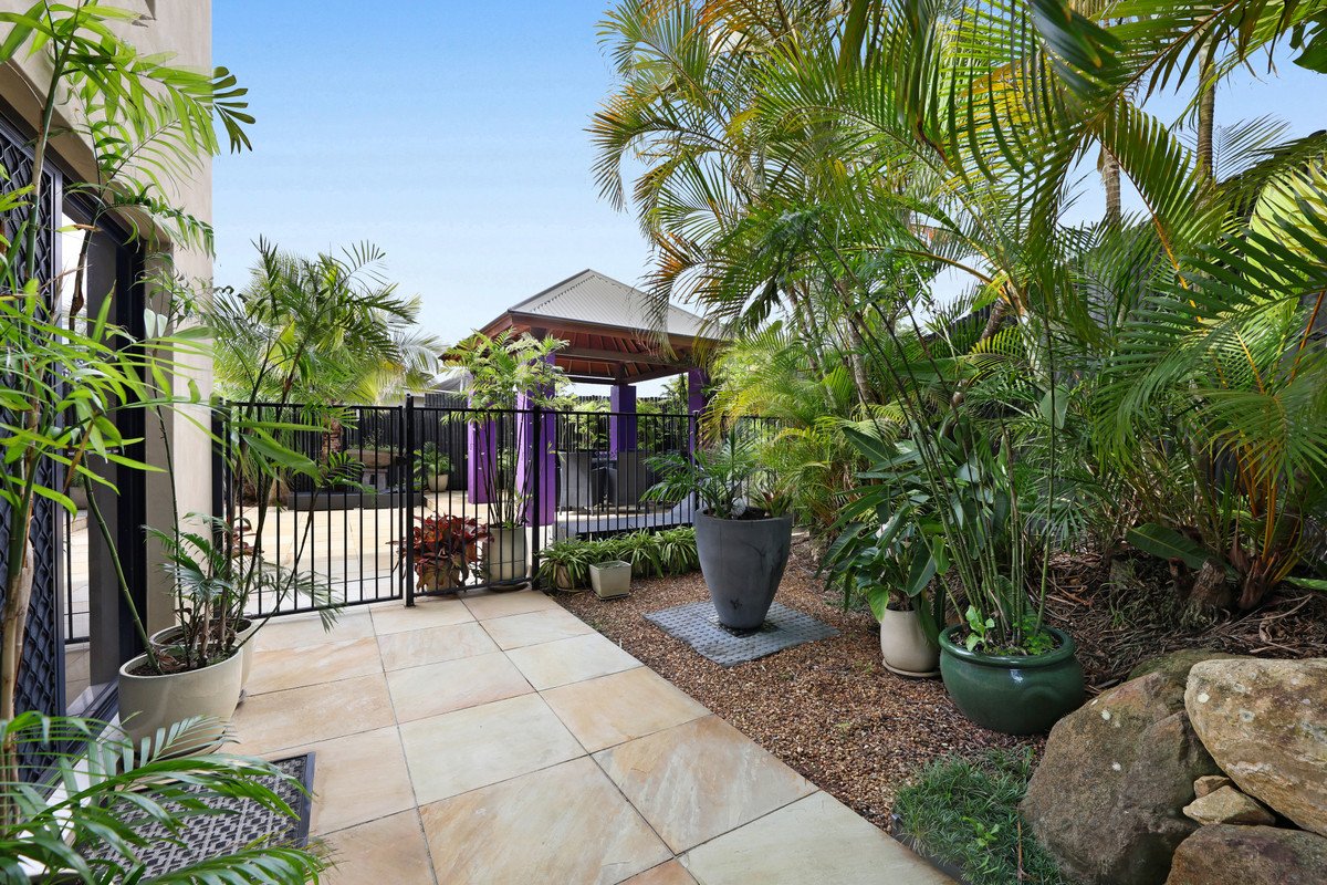 3 Dapples Court Burleigh Heads 13