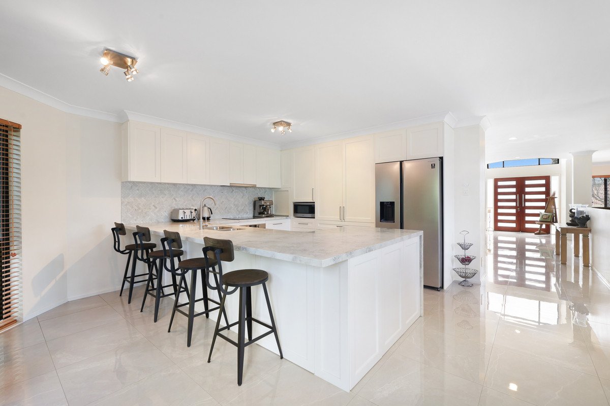 3 Dapples Court Burleigh Heads 14